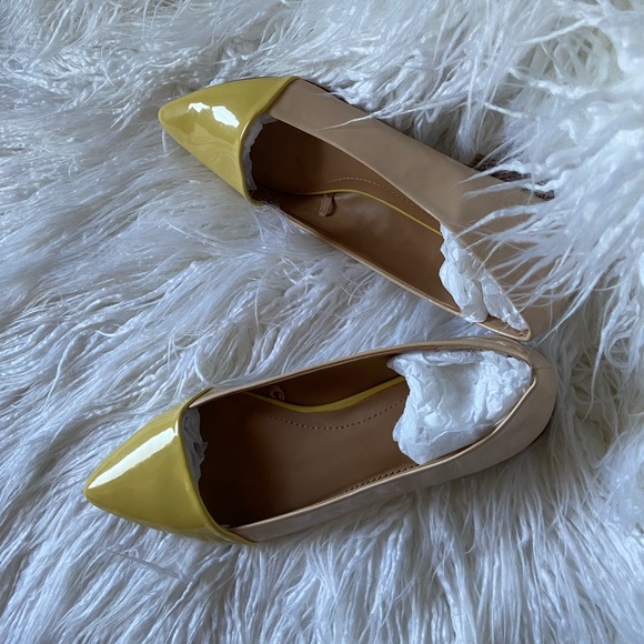 SOLD! Zara Flats - Picture 8 of 9